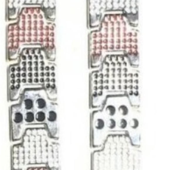 2 Magnetic Fashion Bracelets - Picture 6 of 6